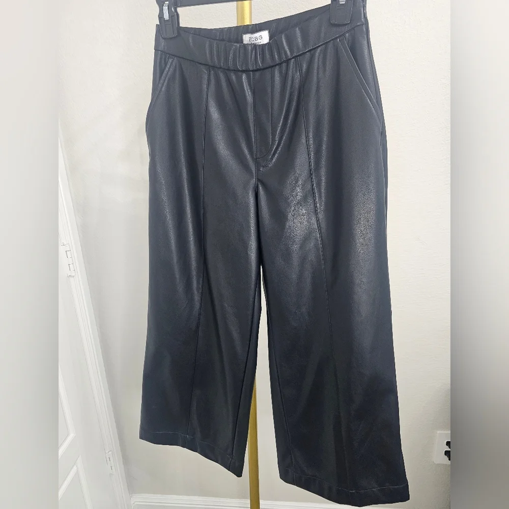BCBG New York Wide Leg Vegan Leather Cropped Pants NWT $98 - Picture 2 of 5